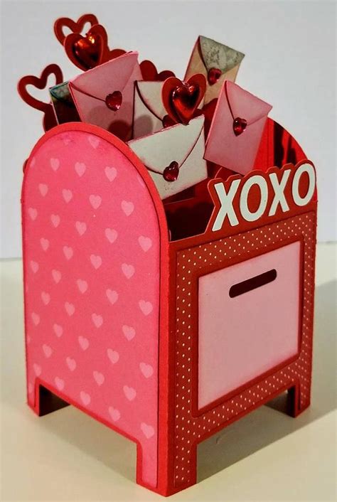 Valentine's Mailbox : Valentine's Day Boxes 